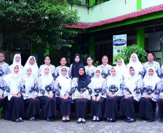 GURU & TENAGA KEPENDIDIKAN